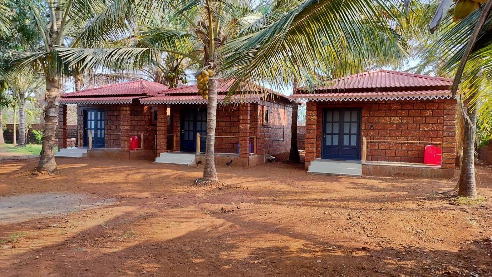 Saka Kadams Home Stay Guhāgar Екстериор снимка