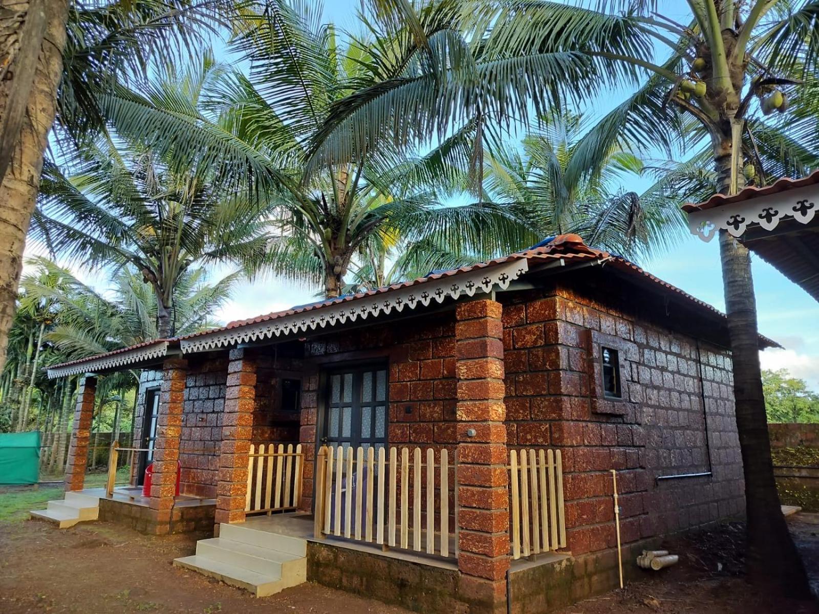 Saka Kadams Home Stay Guhāgar Екстериор снимка