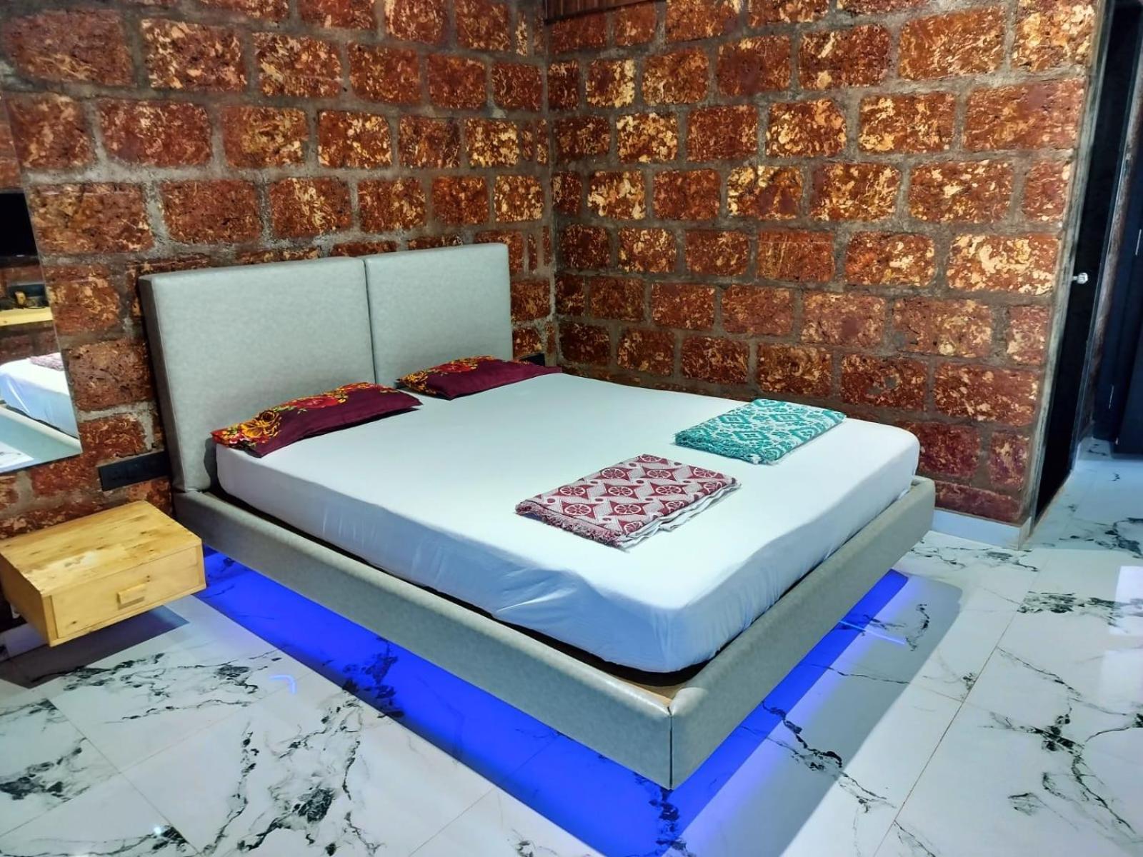 Saka Kadams Home Stay Guhāgar Екстериор снимка